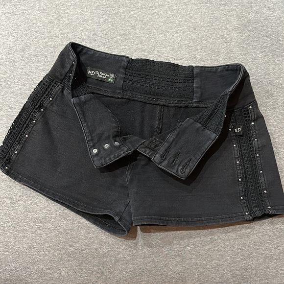 Brazilian Black Shorts - Size 9 - Picture 3 of 5